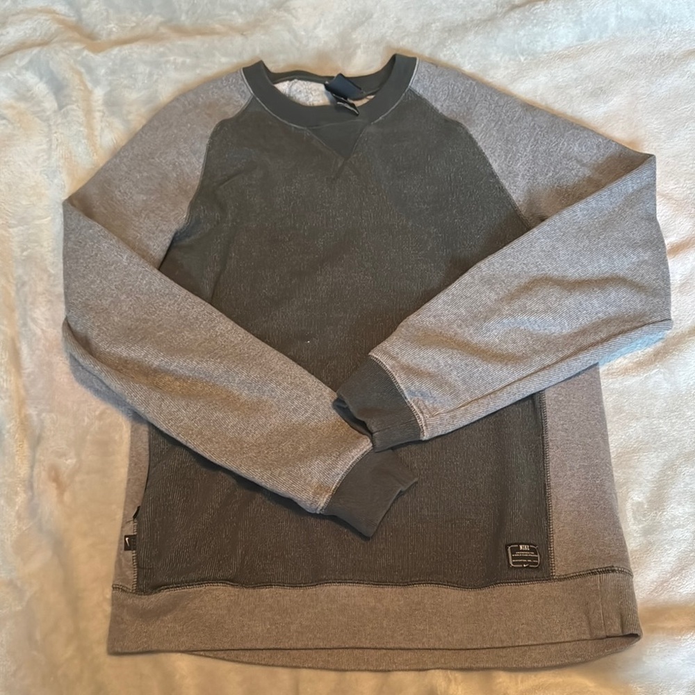 Vintage Nike Gray Crewneck Sweater with zippered pockets.